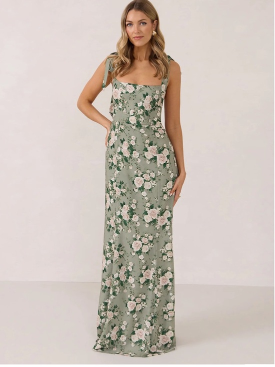 Park & Fifth Dresses & Skirts - Park and Fifth Riley dress- Sage Floral Maxi Dress